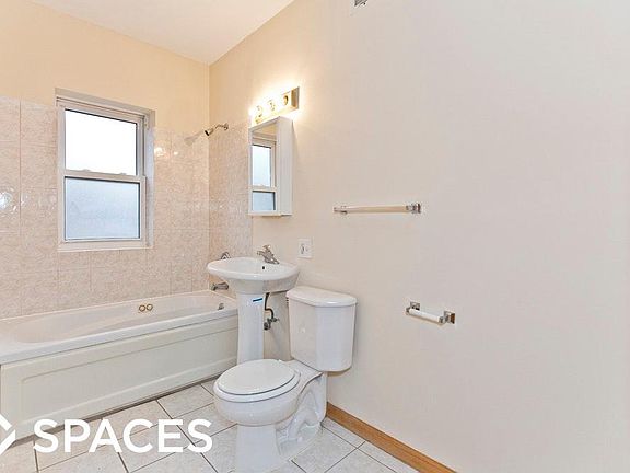 4th image of 4603 N Spaulding Ave #3B