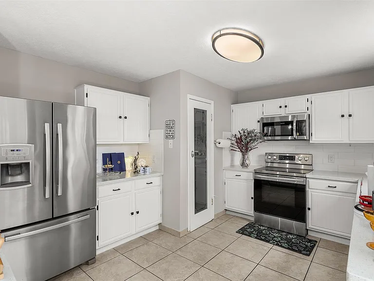 602 Oak Briar Dr — Photo 5