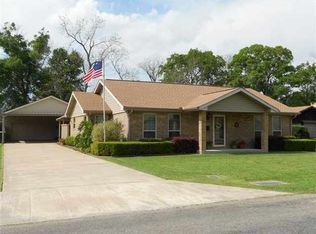 6759 Hansen Blvd, Groves, TX 77619