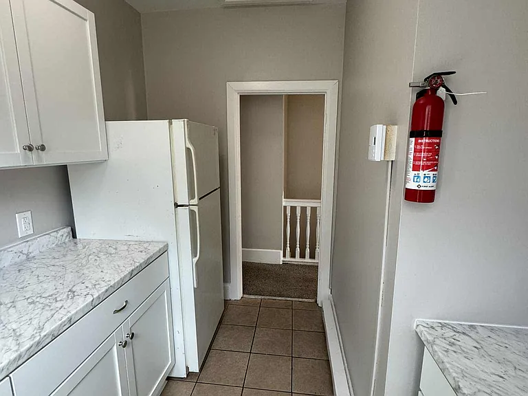 1857 Market St #3 — Photo 3