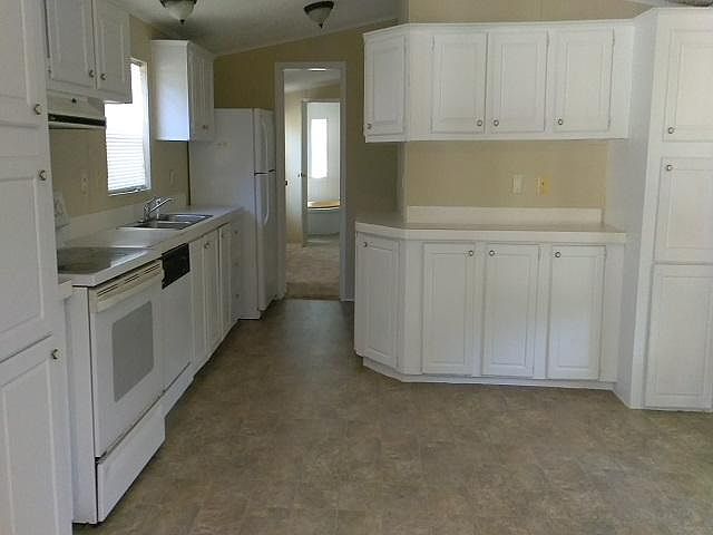 2nd image of 5015 Barbara Rd