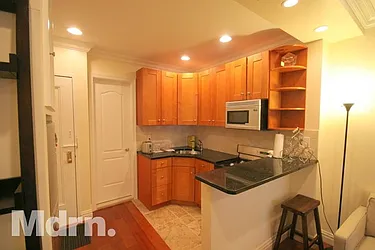 Rented by Mdrn Residential