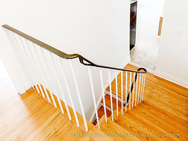 20 Terra Rd #UPPER — Photo 25