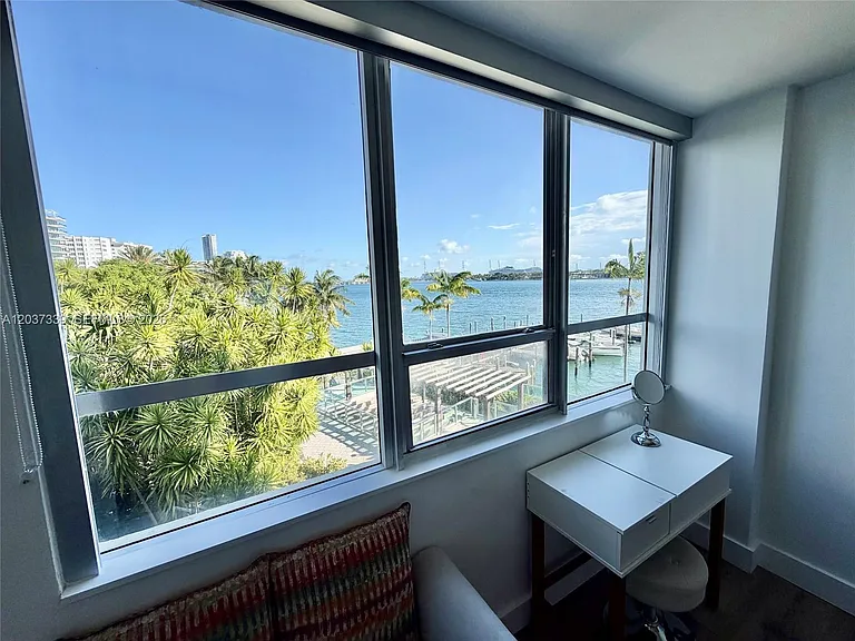 1500 Bay Rd #338S — Photo 12