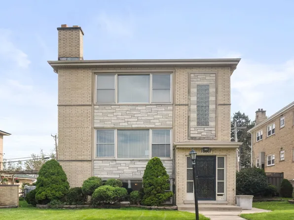 10607 W Cermak Rd, Westchester, IL 60154