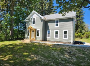 9322 Kile Rd, Chardon, OH 44024