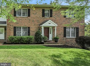 23 Canterbury Ct, Lititz, PA 17543