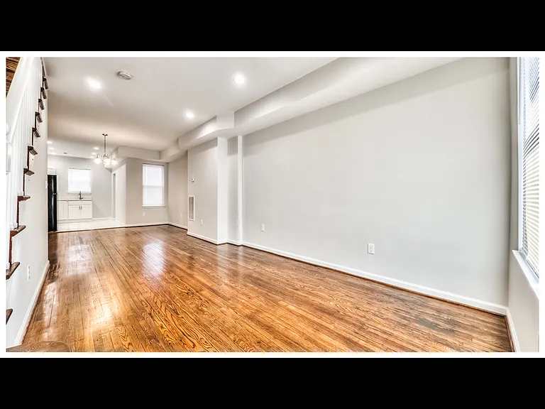3336 W Caton Ave — Photo 6