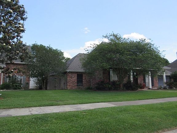 3rd image of 206 Archangel Dr