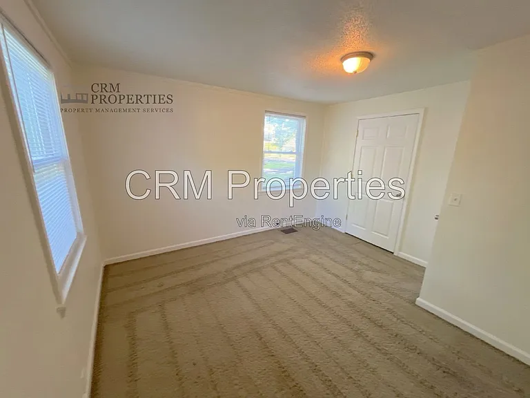 1341 S Delphos St — Photo 7