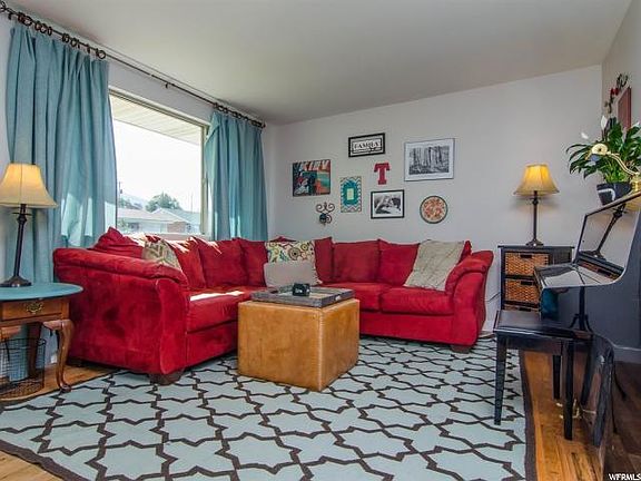 2nd image of 10142 S Amaryllis St
