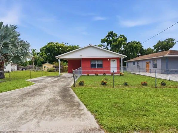 3721 E NORTH BAY STREET, TAMPA, FL 33610