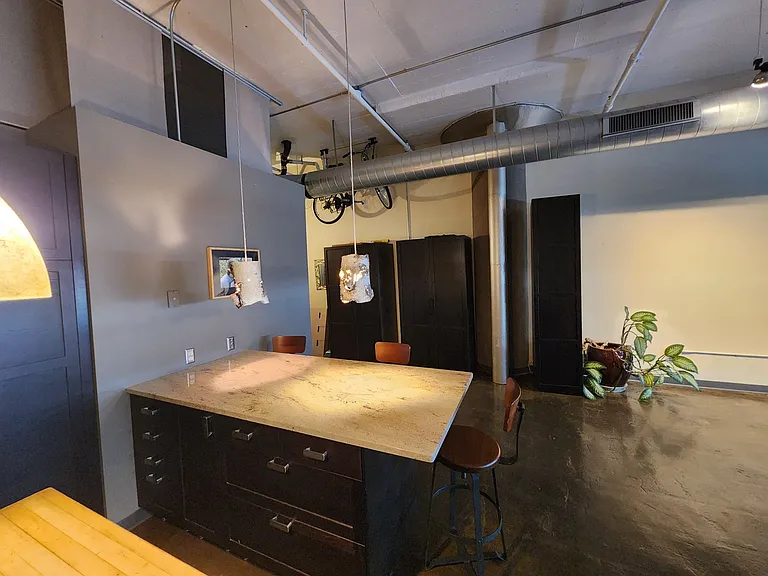 500 Robert St #502 — Photo 9