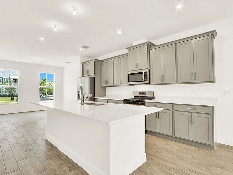 7808 SW Cline St — Photo 12