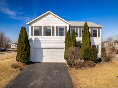 100 Evergreen Dr, Kirkland, IL, 60146