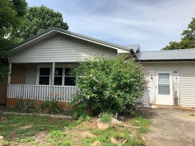 1845 Connelly Springs Rd, Lenoir, NC, 28645