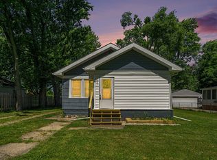 427 Keyes Dr, Parchment, MI 49004