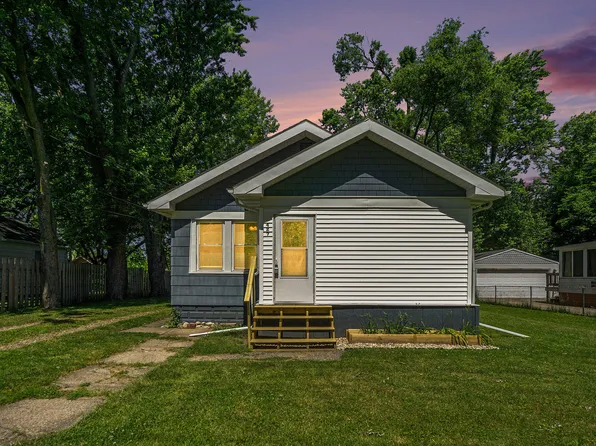 427 Keyes Dr, Parchment, MI 49004