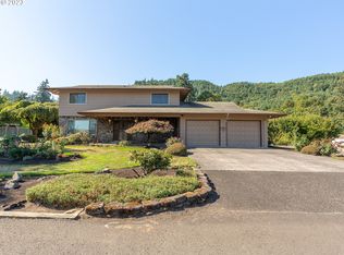 3145 6th St, Columbia City, OR 97018