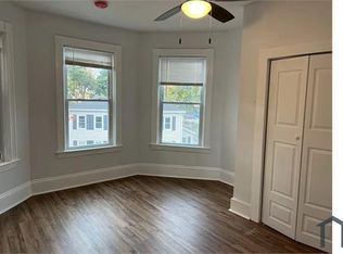 15 Crompton St #3, Worcester, MA 01610