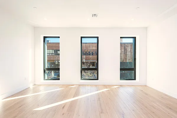 Rented by Michal Kuras, LREB | media 22