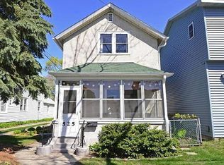 525 19th Ave NE, Minneapolis, MN 55418