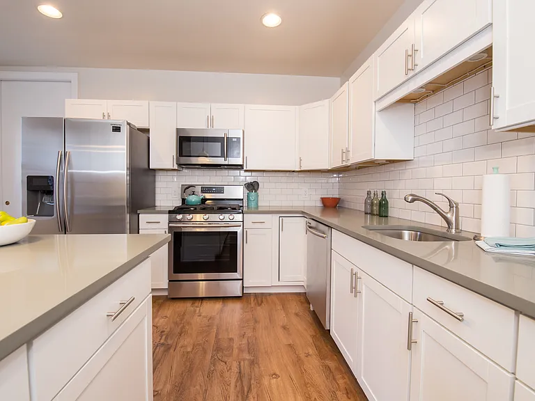 1935 Wallace St #1 — Photo 13