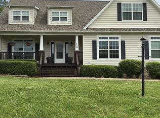 128 Shiloh Farms Rd, Clarksburg, WV 26301