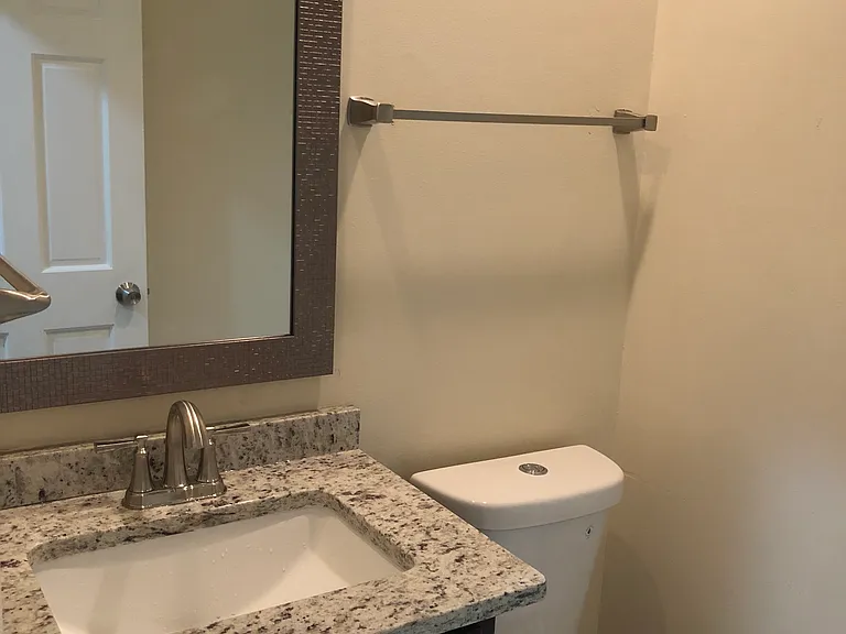 11541 Cameron St — Photo 12