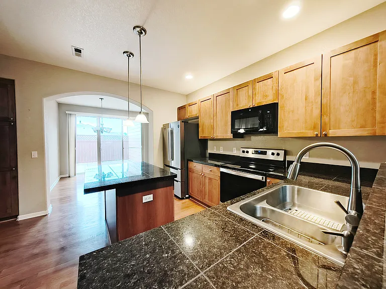 8555 Gold Peak Dr #F — Photo 23