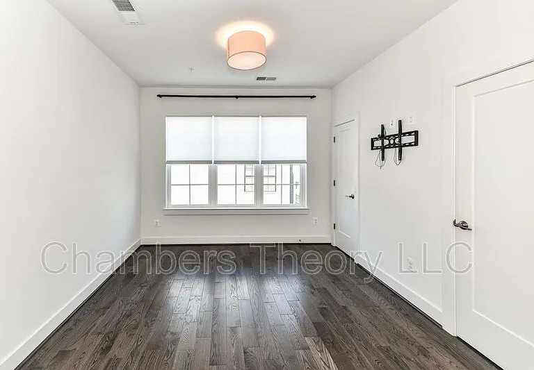 1868 Michael Faraday Dr — Photo 14