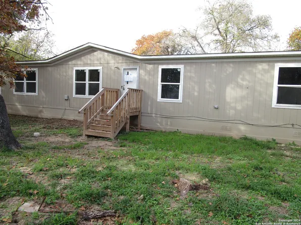 4500 THRONE, Von Ormy, TX 78073