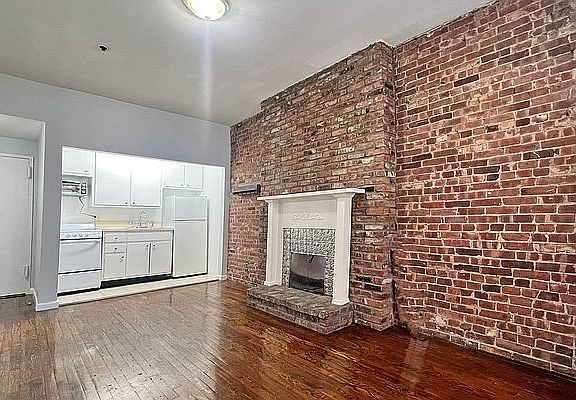 3rd image of 966 6th Ave #4F