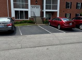 208 Donard Park Ave, Louisville, KY 40218