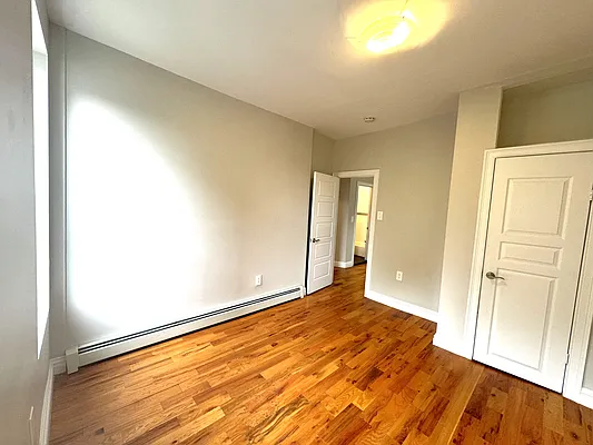 Rented by Pear NYC LLC | media 24