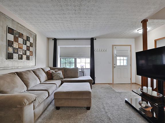 3rd image of 8173 Baltimore Ave #9C