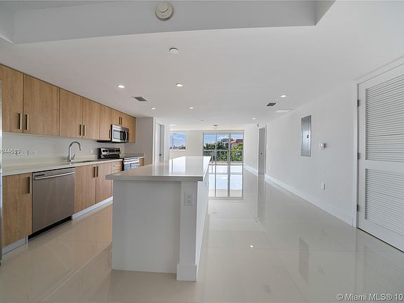 3rd image of 1100 100th St #504