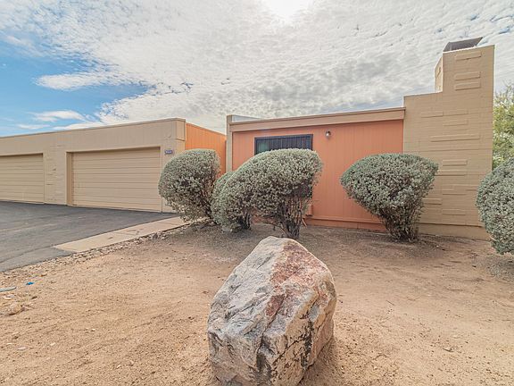 3rd image of 2111 N Camino De La Cienega