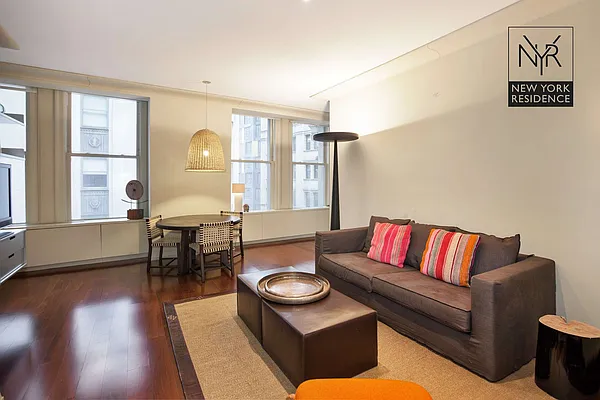 Rented by New York Residence | media 19