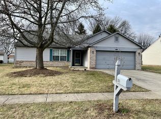 203 Pineview Dr, Mooresville, IN