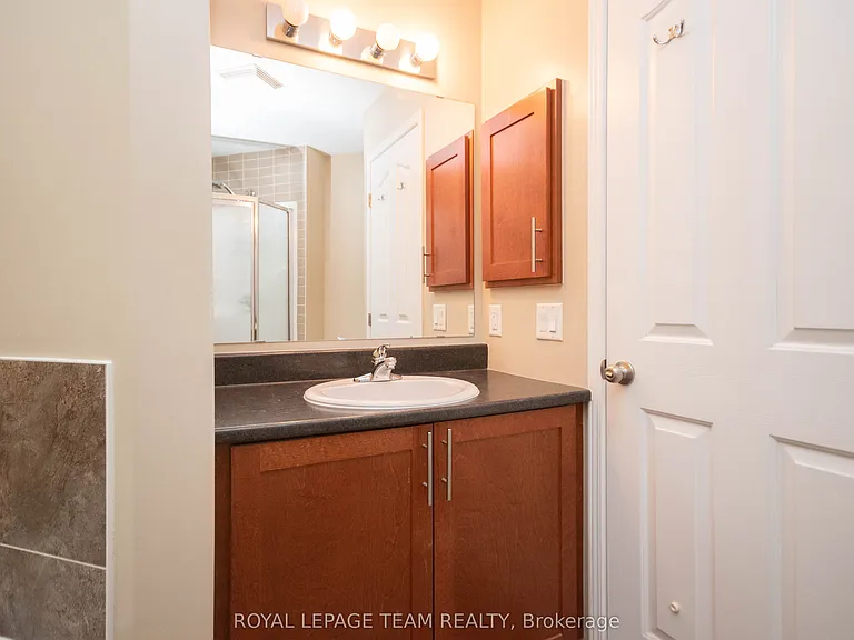 304 Citiplace Dr — Photo 6