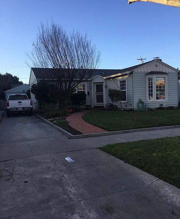 1st image of 849 5th St