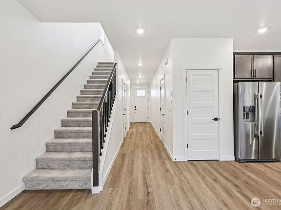 5th image of 5109 87th Avenue NE #048