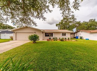 1096 Fay Ave, Largo, FL 33771