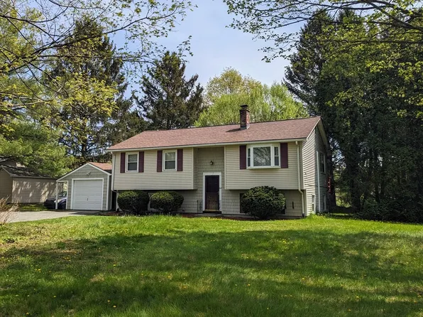 62 Breckenridge Rd, Hadley, MA 01035