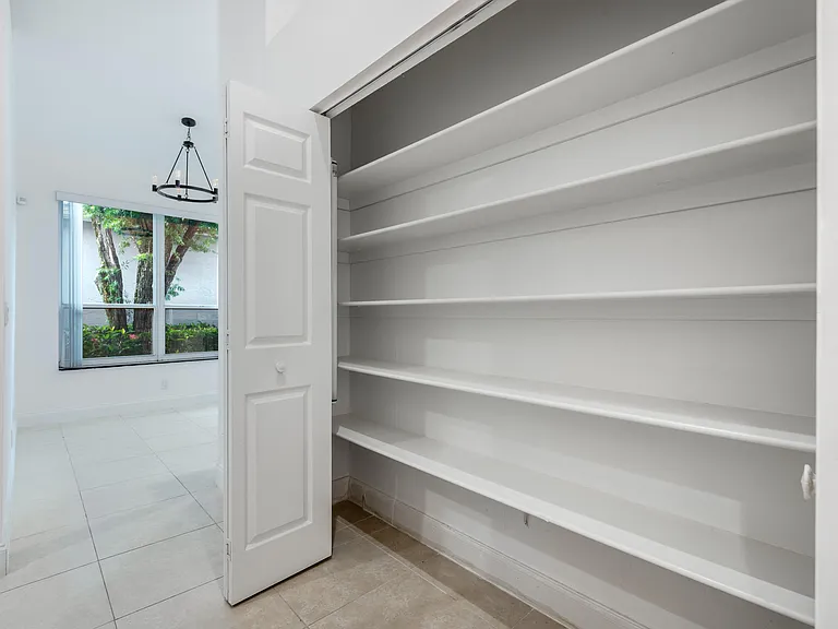 23390 Torre Cir — Photo 13