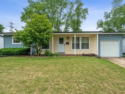 760 Madison Ln, Florissant, MO, 63031