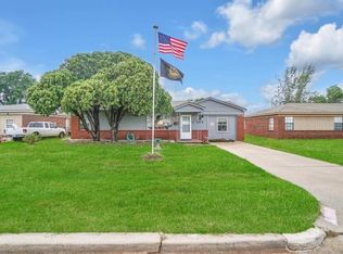 1045 Coe St, Altus, OK 73521