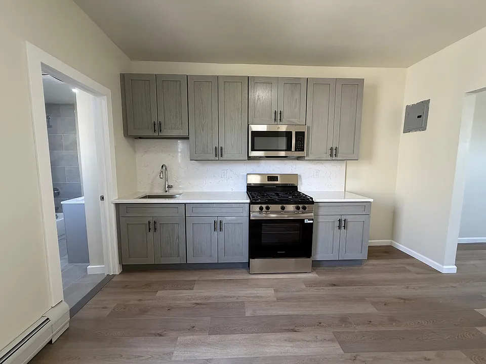 4312 John F Kennedy Blvd #4