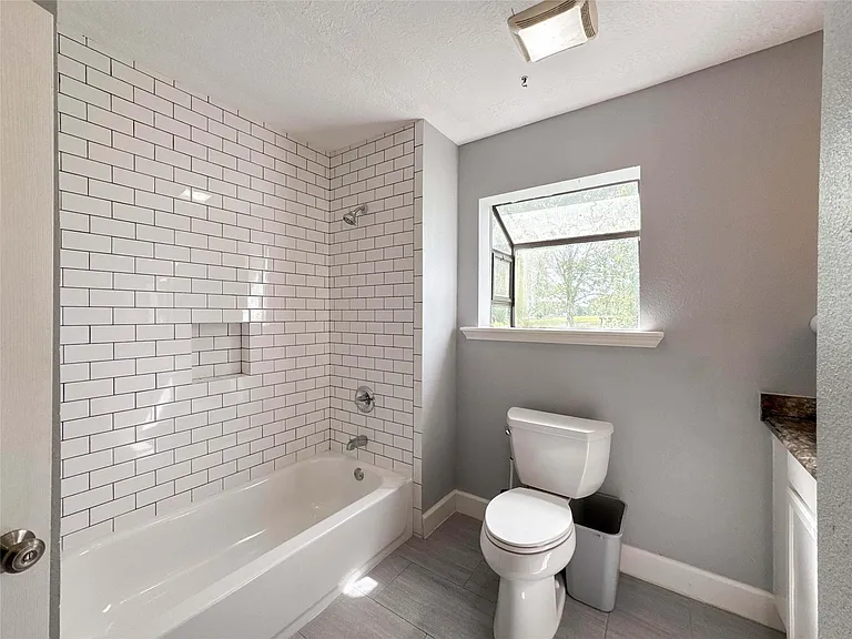 18027 W Clover Ln — Photo 21